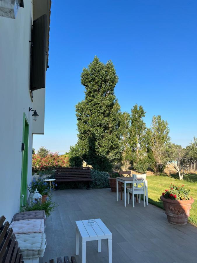 Bed And Breakfast Country Cottage Civitavecchia Luaran gambar