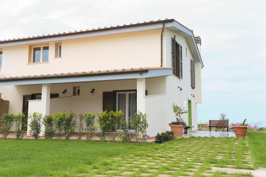 Bed And Breakfast Country Cottage Civitavecchia Luaran gambar