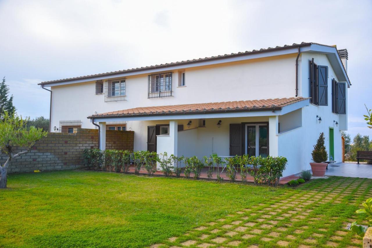 Bed And Breakfast Country Cottage Civitavecchia Luaran gambar